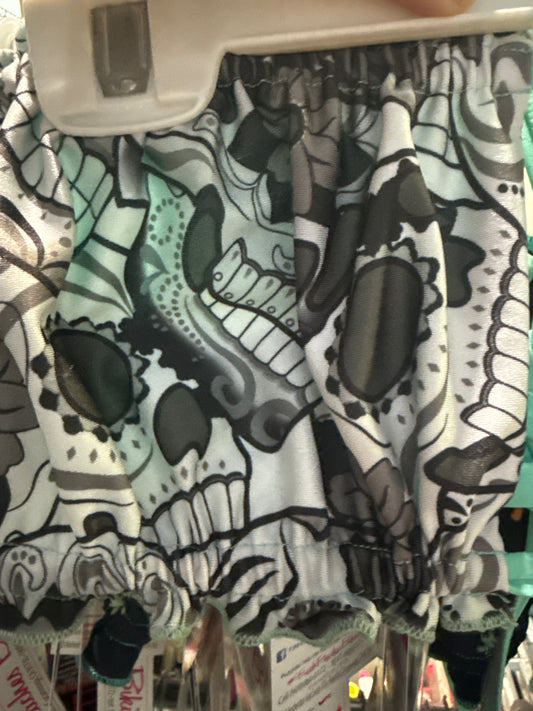 Ella Reversible Ruffle Top Black White Sugar Skulls