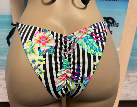 Huntington Bottoms Tiki Time