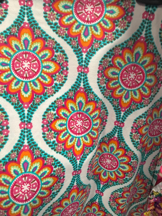 Ella Reversible Ruffle Top Hourglass Mandala