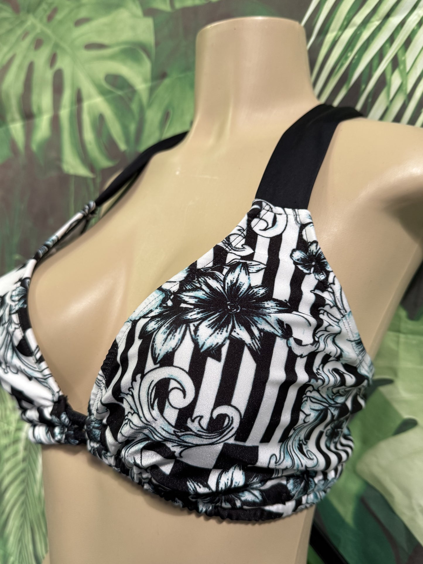 Lily Double String Top New Wonderland