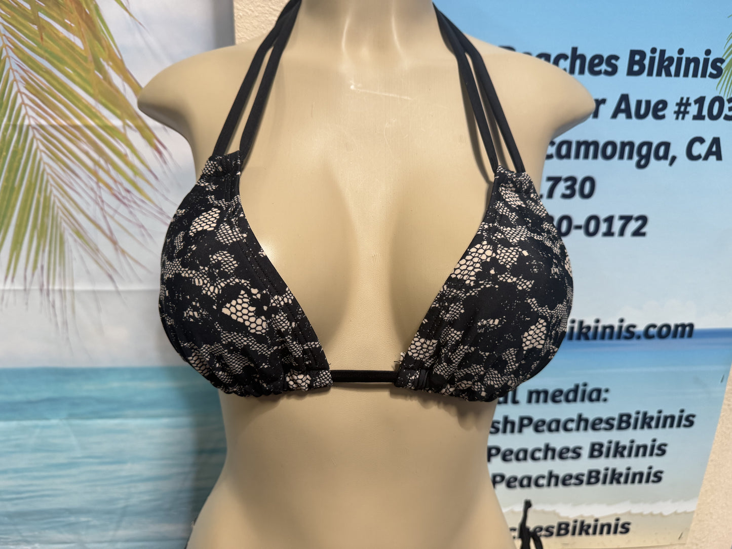 Layla Triangle Top in Flirty