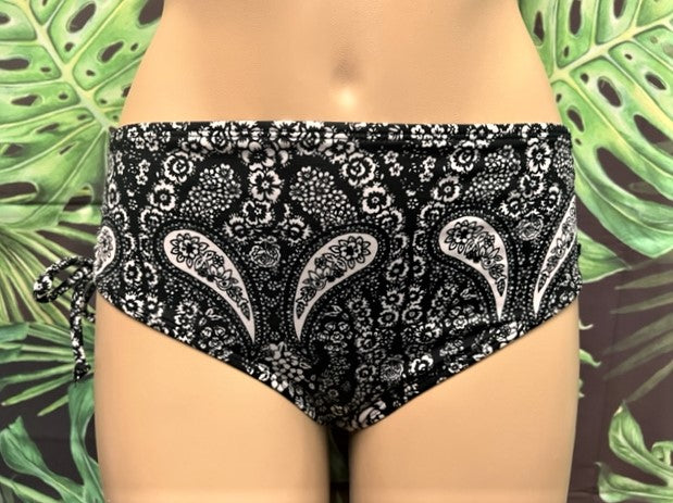 Bermuda Bottoms Paisley