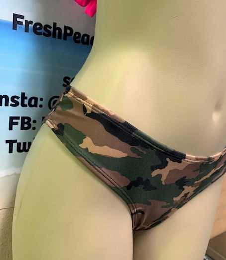 Tonga Bikini Bottoms Amry Camouflage with Bow