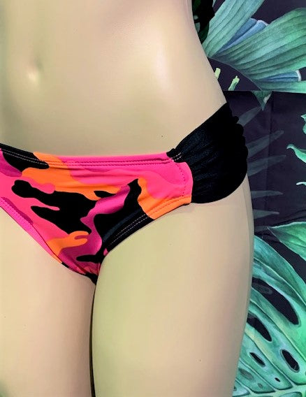 Paradise Bikini Bottoms Pink Black Camouflage