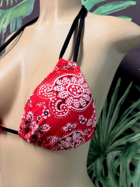 Layla Triangle Top Red Bandana