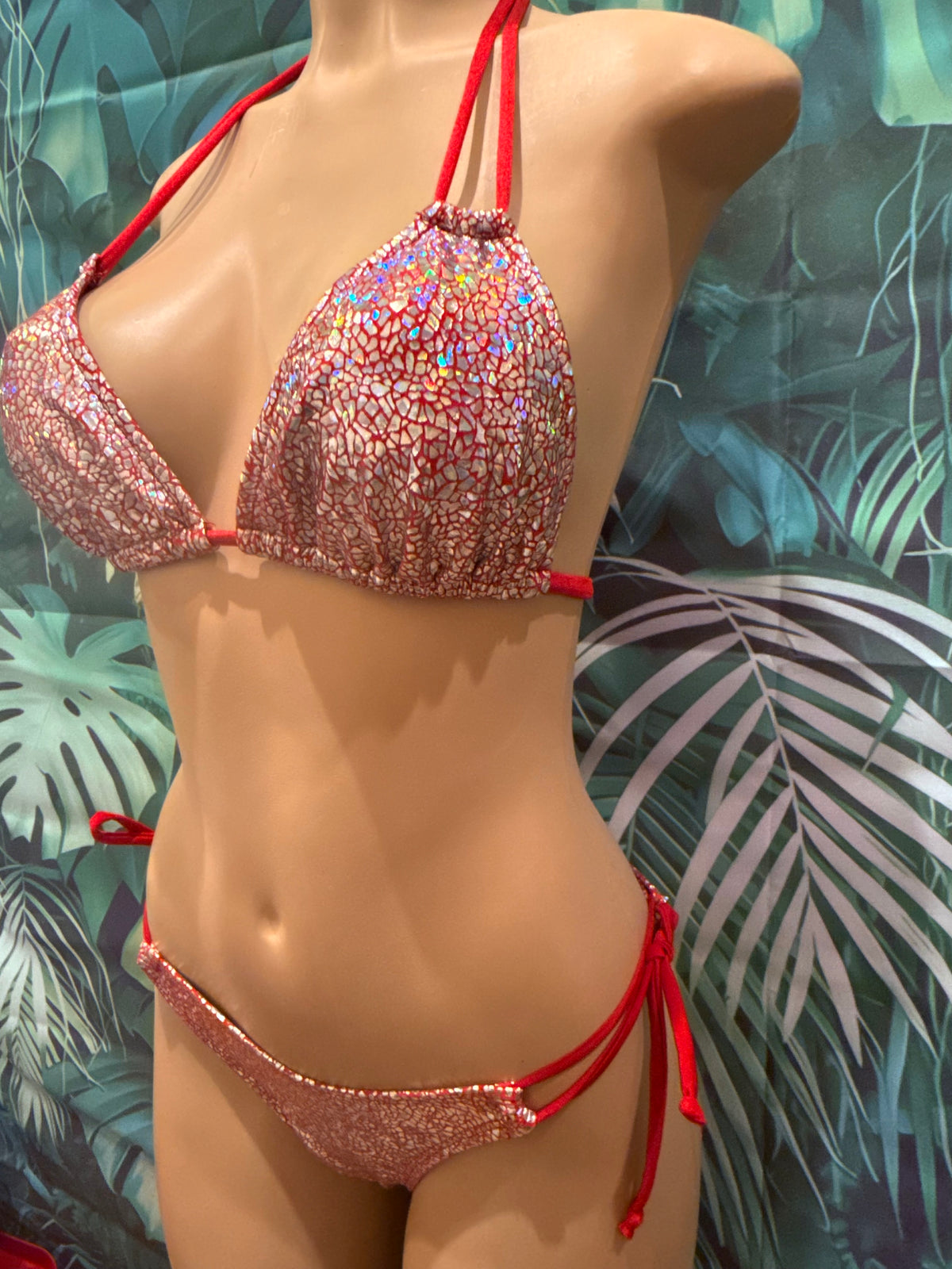 Layla Triangle Top Red Silver Stained Glass