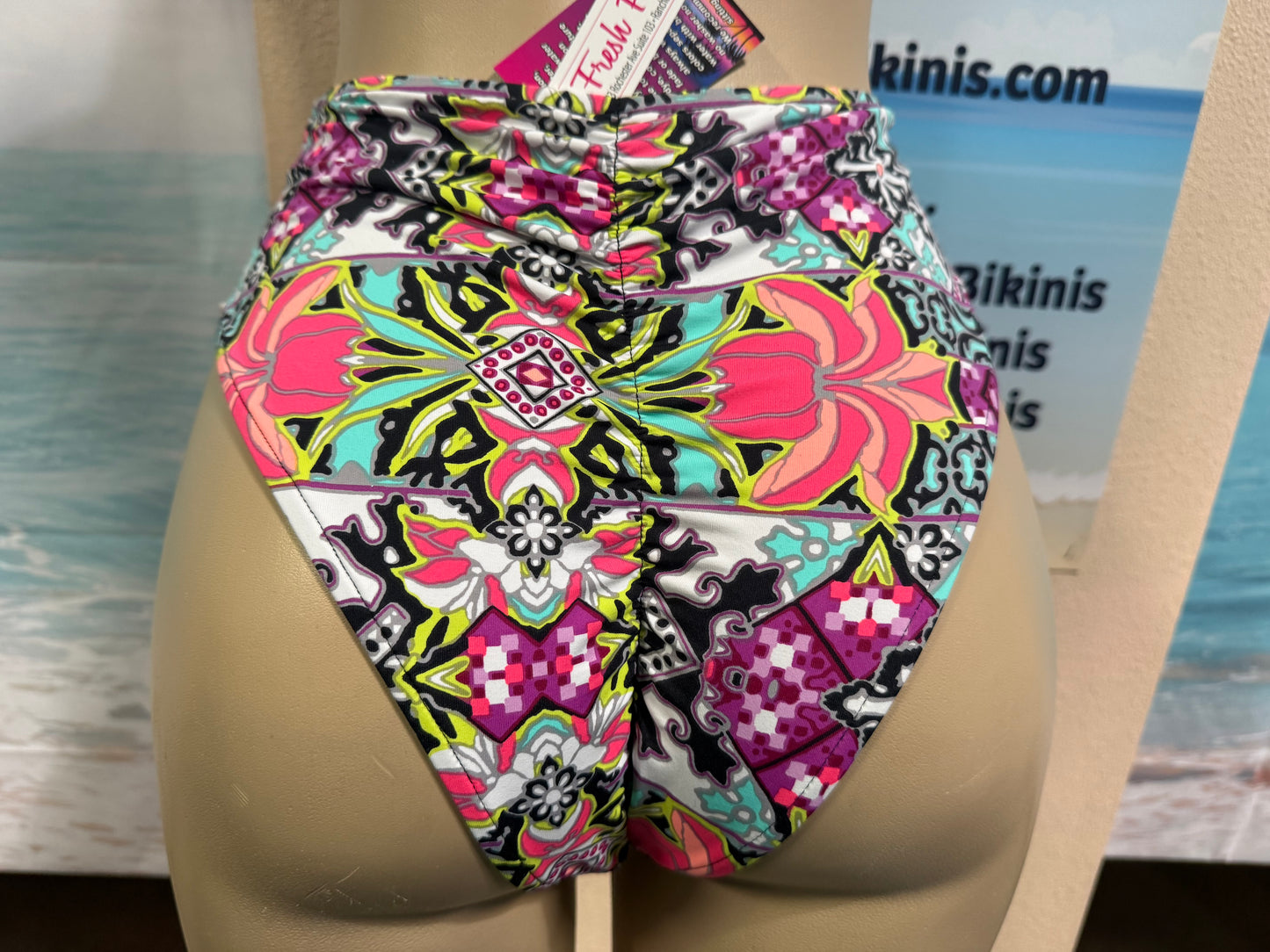 Cheeky Mama Bottoms Tribal Island