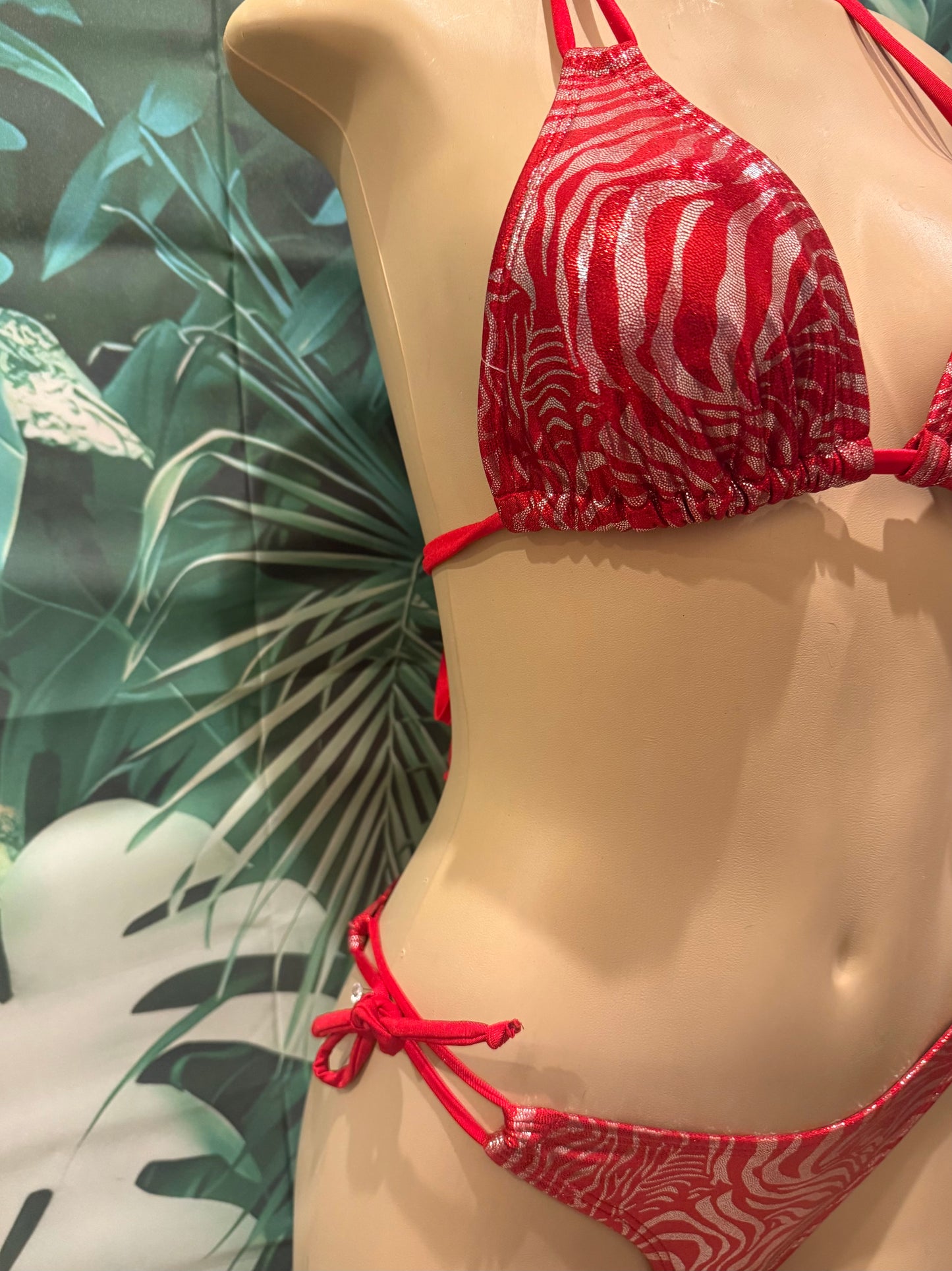 Layla Triangle Top Candy Cane Metallic