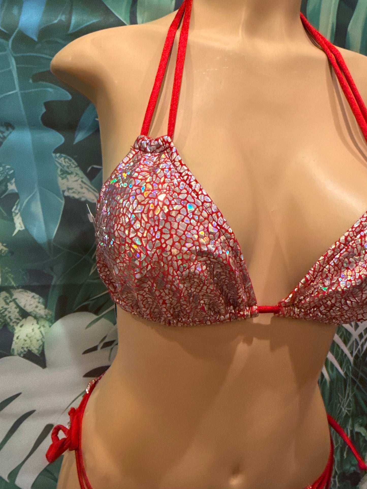 Layla Triangle Top Red Silver Stained Glass