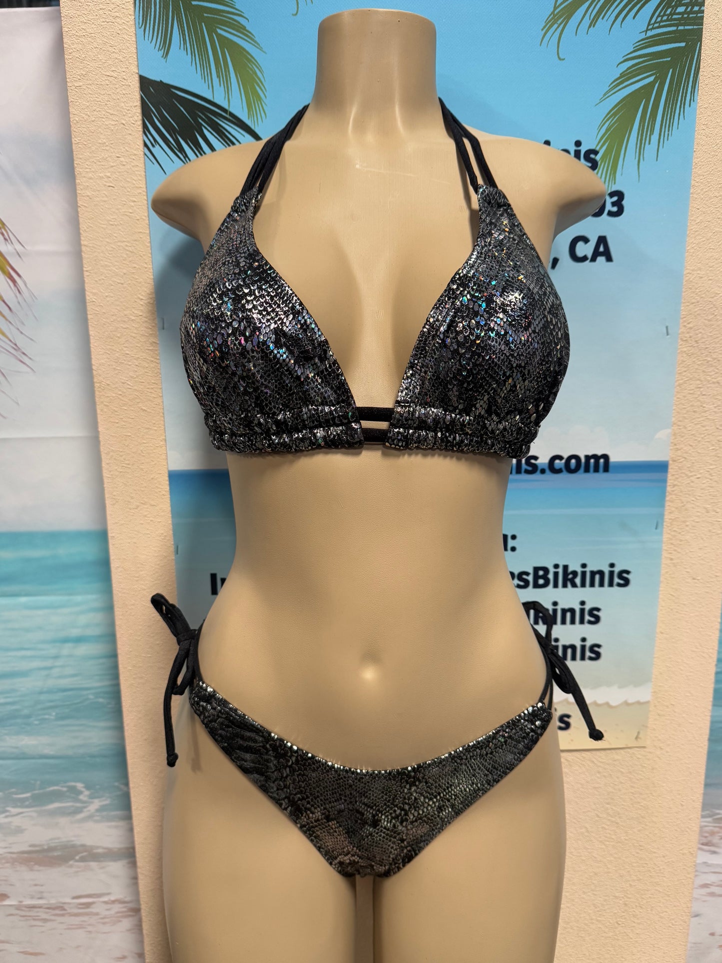 Lolita Double String Top Black Rainbow Cobra