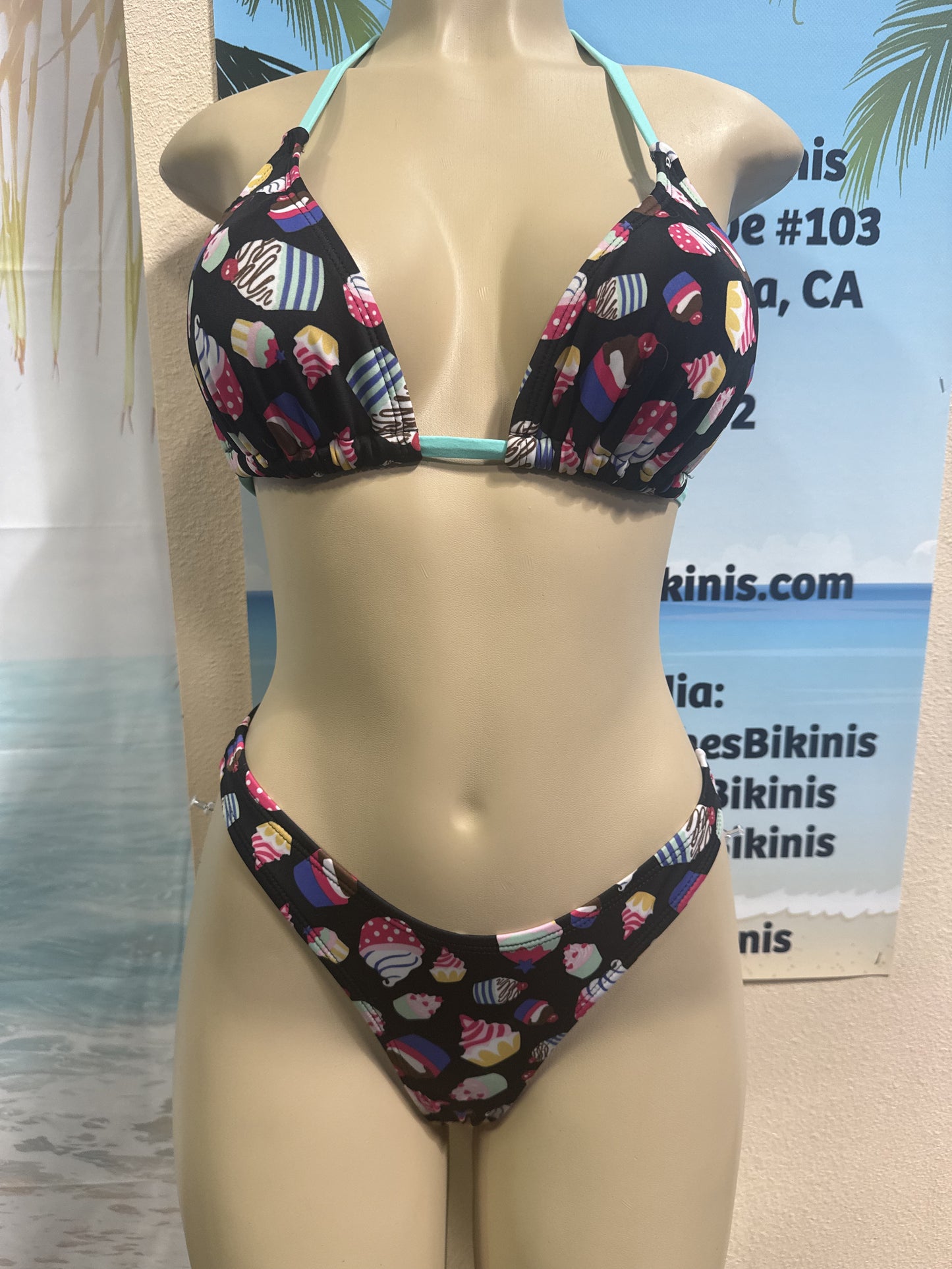 Lyla Triangle Top in Cupcakes Mint