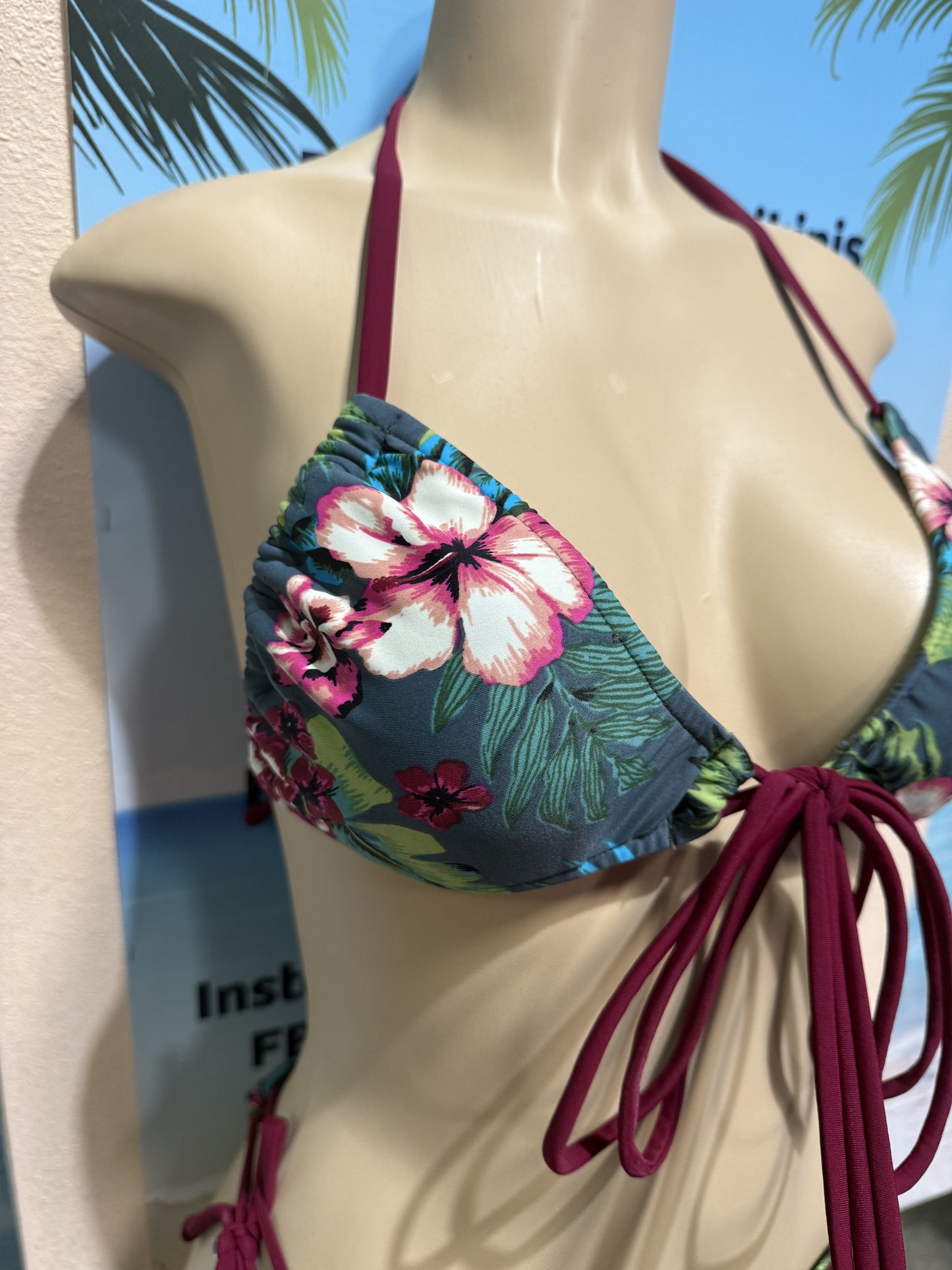 Layla Triangle Top Olive and Wine Tropical