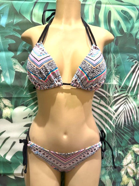 Layla Triangle Top Candy Chevron