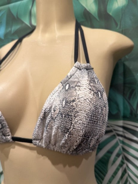 Layla Triangle Top White Black Rattlesnake