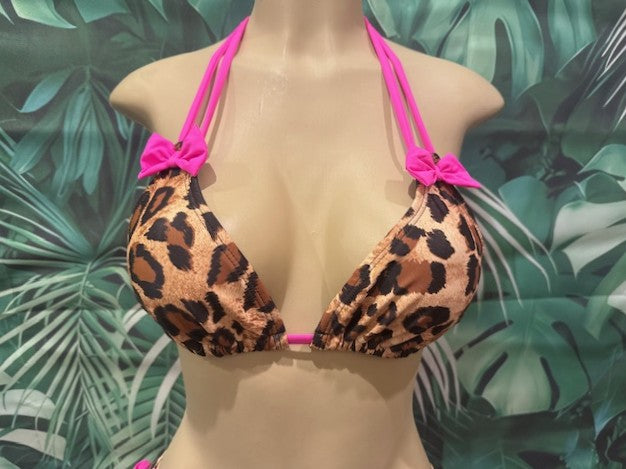 Layla Triangle Top Wildcat! with bows