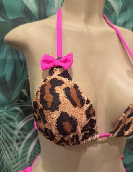 Lyla Triangle Top Wildcat! with bows