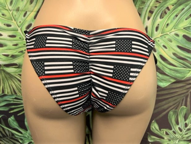 Cabo Tie Side Bottoms Red Line Flag